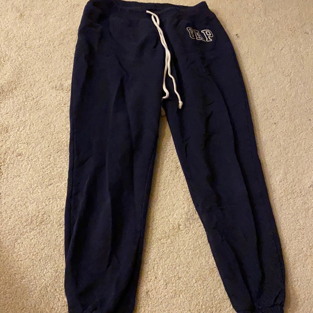 Gap sweatpants navy color
